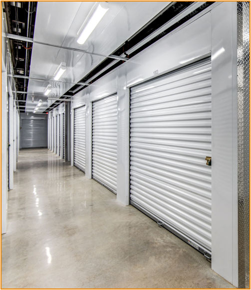 Lakeside Storage on Elm Grove Road In Rowlett, Texas offers self